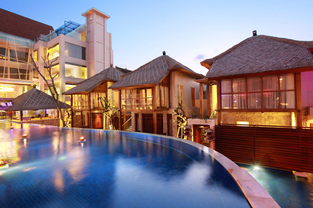Grand Mega & Bali Kuta (Bali)