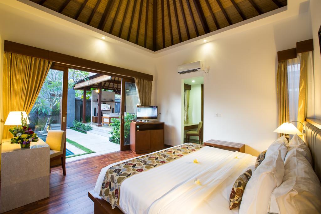 Villa The Astari And