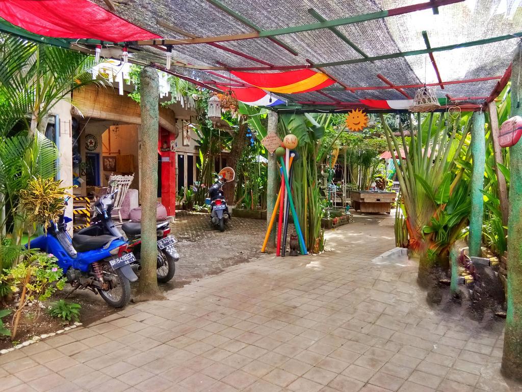 Rumah Warna