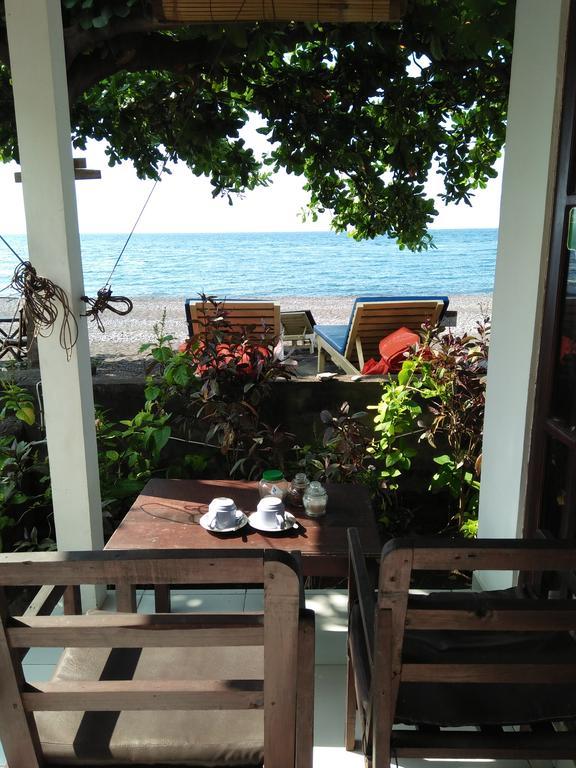 Volcano Beach Bungalow