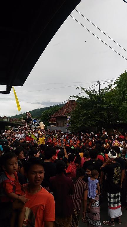 Santa Fe & Warong Amed (Bali)