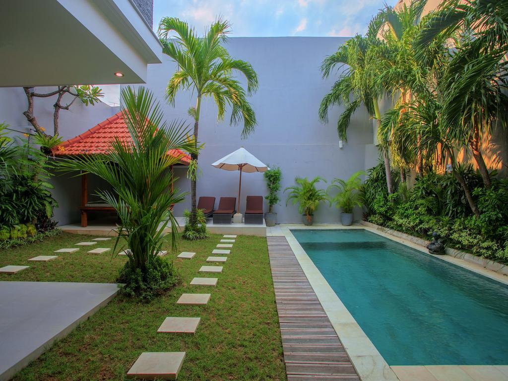 Bali Arta Villa Seminyak (Bali)
