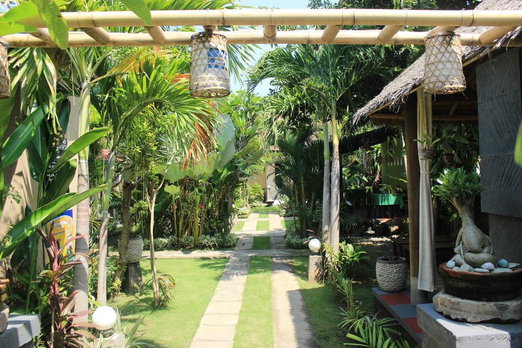Giri Sari Bali Guest house *