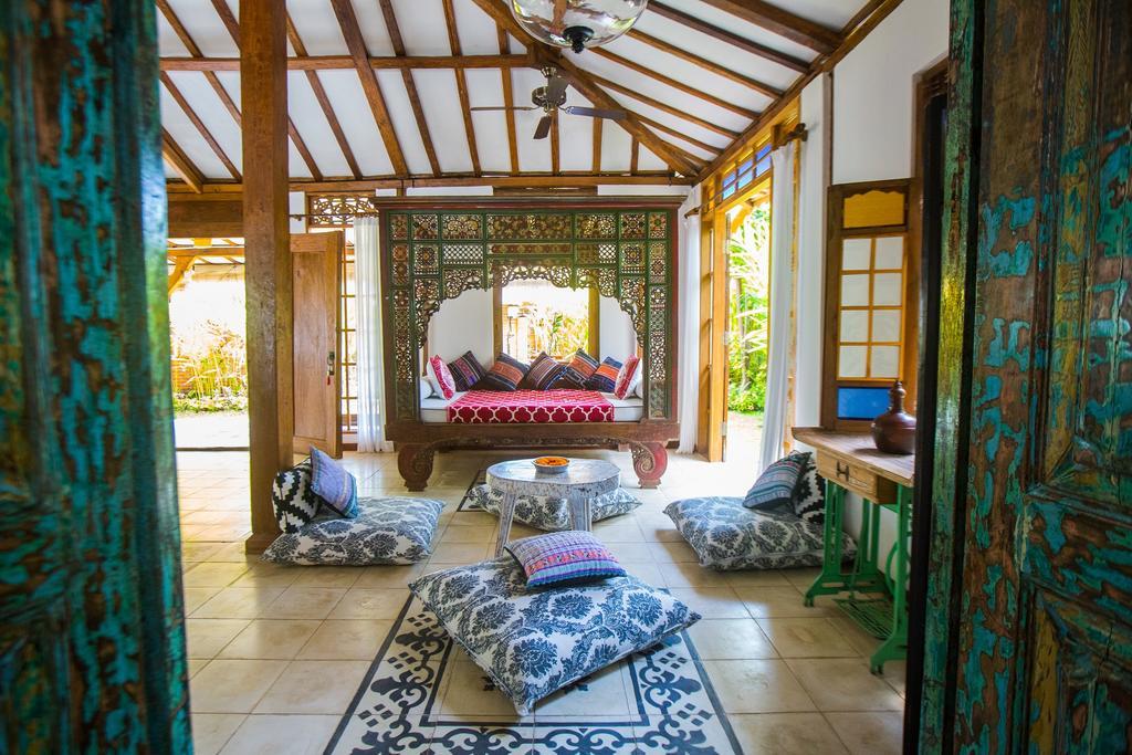 Lata * Lovina (Bali)