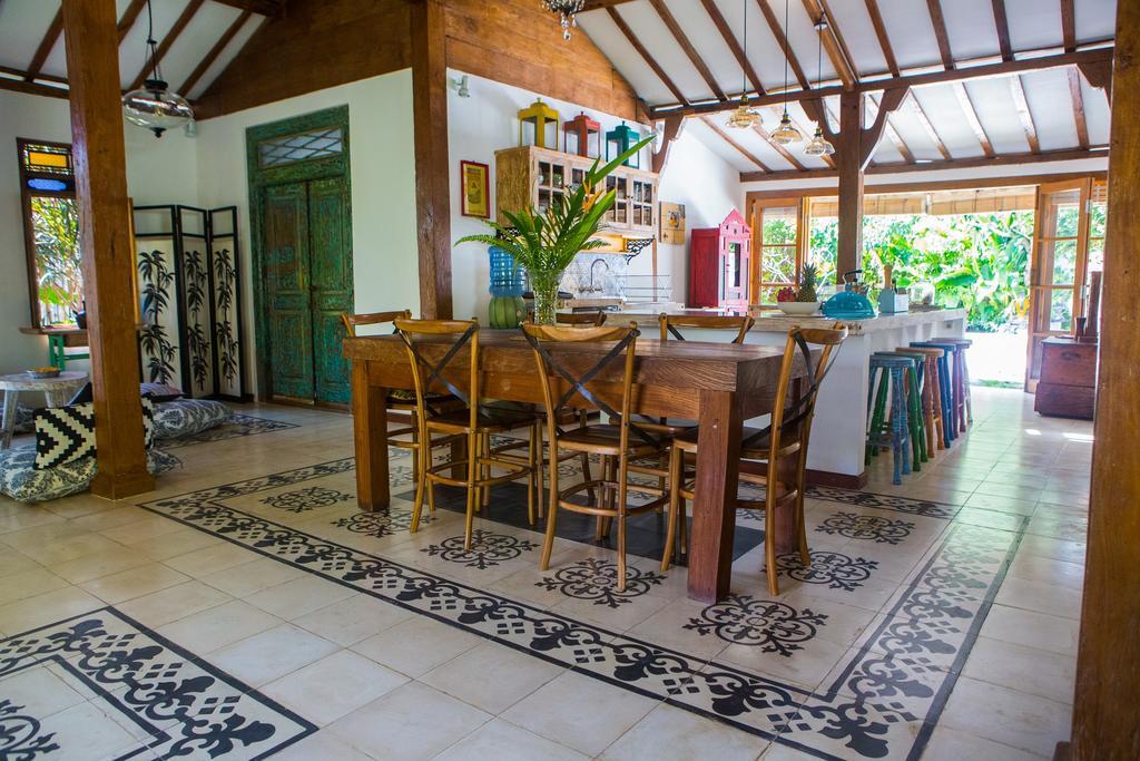 Lata Villa
