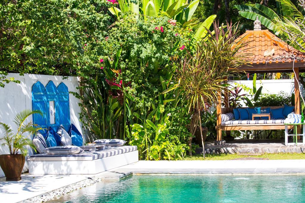 Lata Villa Lovina (Bali)