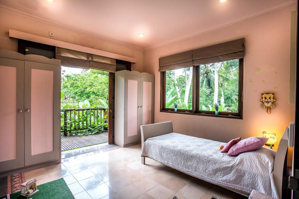 Viola * Ubud (Bali)