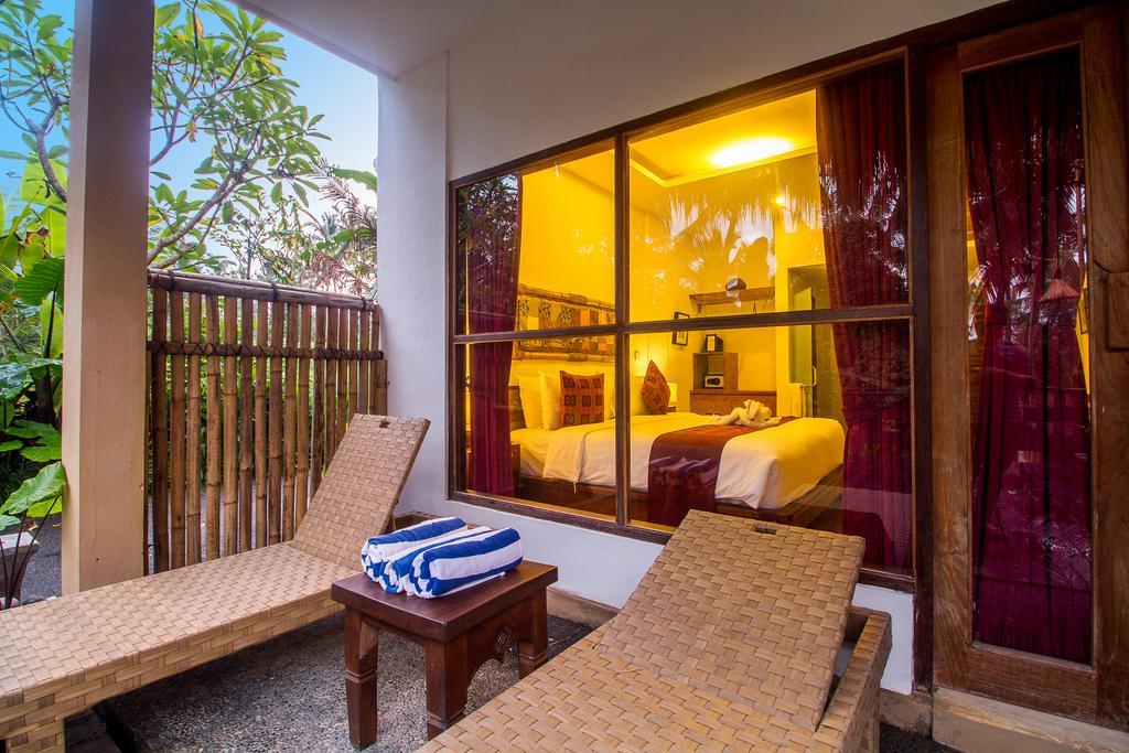 Alam Sembuwuk Holiday park