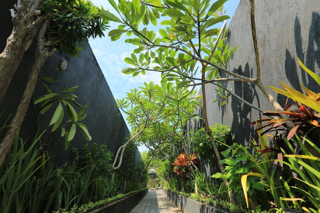 Putri Bali Villa *
