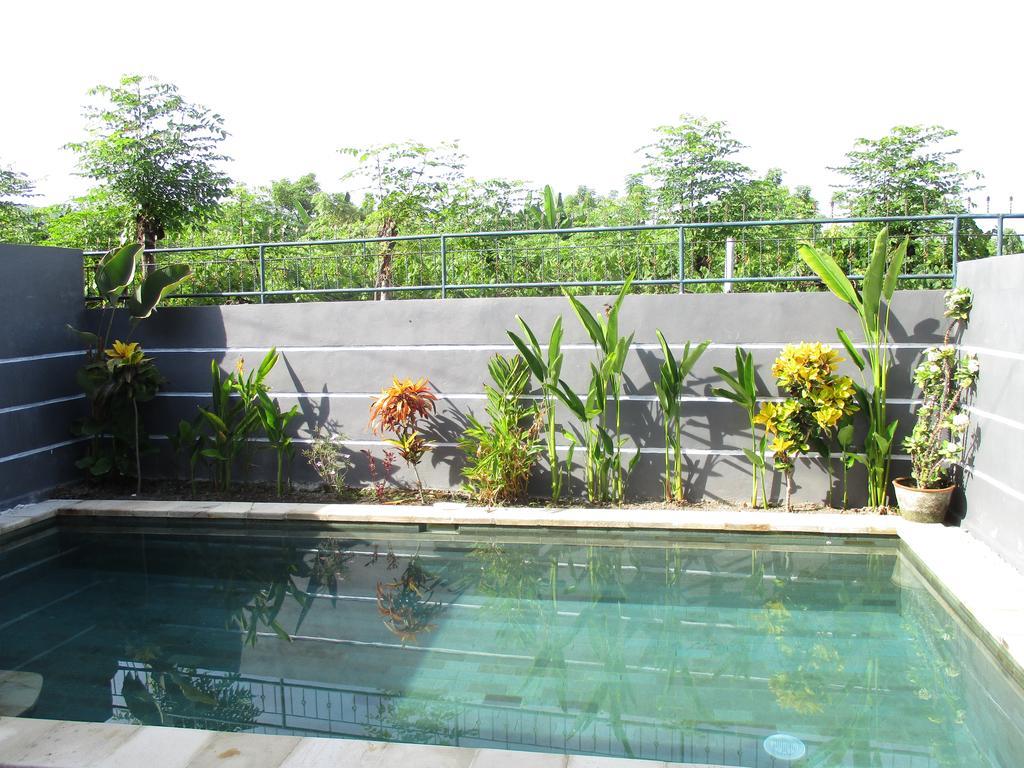 Dencarik Villa Banjar (Bali)