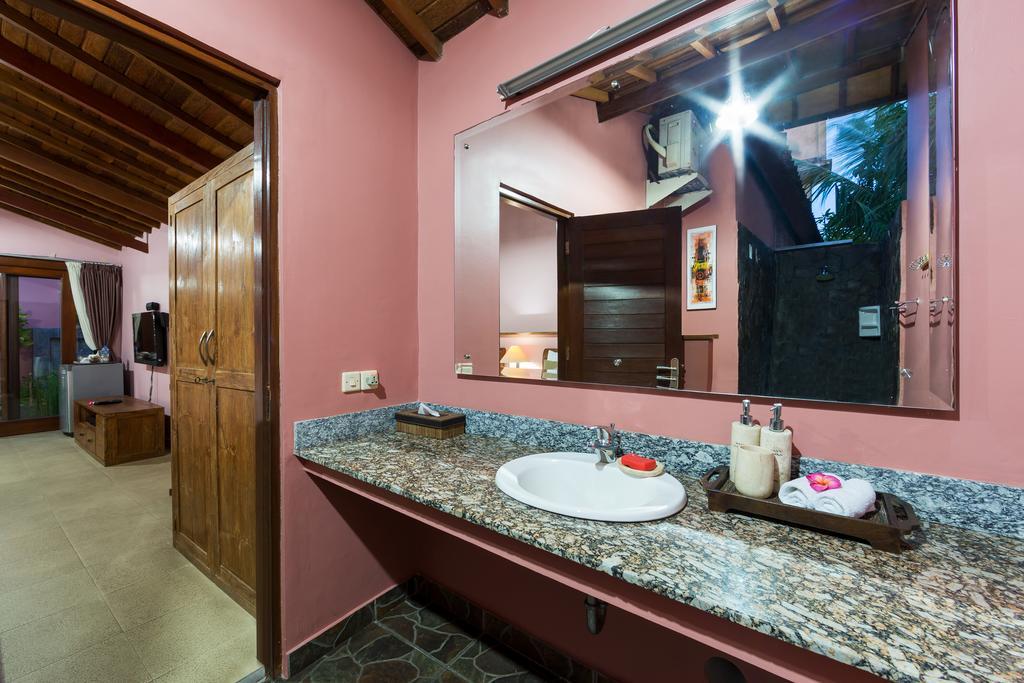 Wayan's Guest house 2*