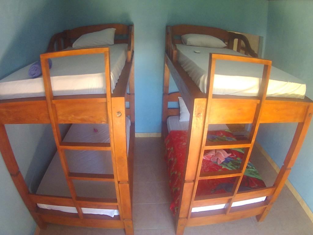 Homestay & Restaurant Segara *