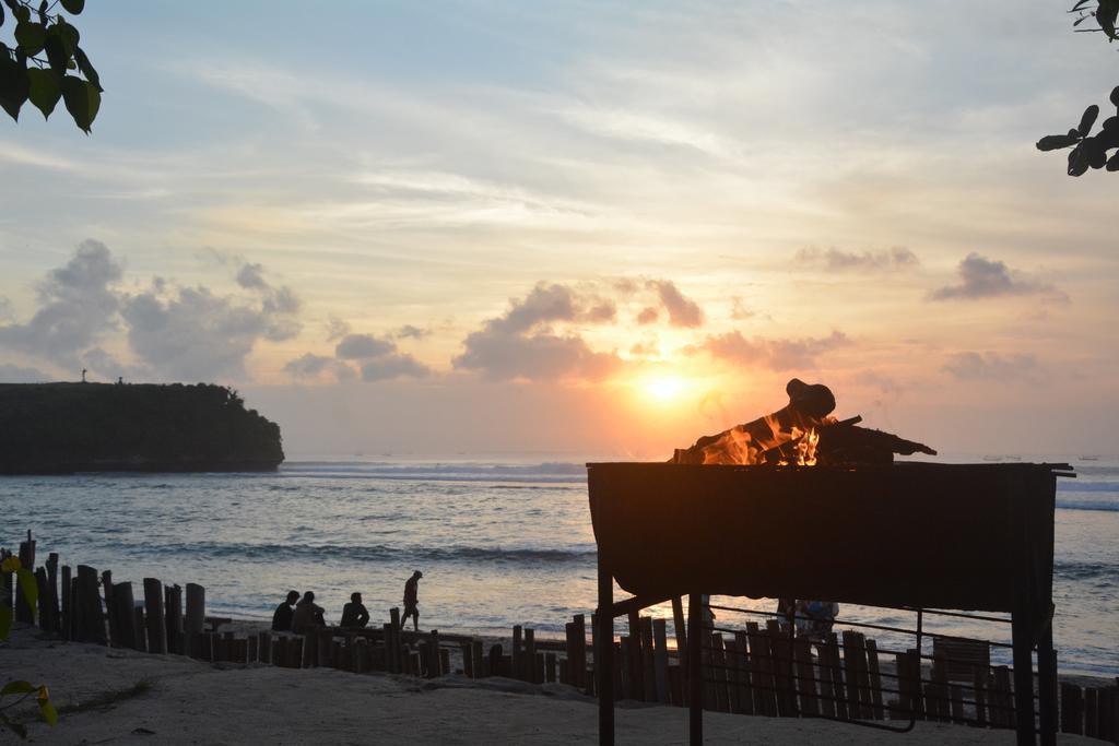Santai Warung Bali Jimbaran (Bali)