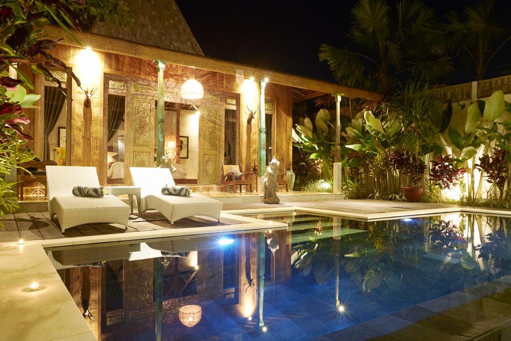 Kubu Kayu Villa Seminyak (Bali)
