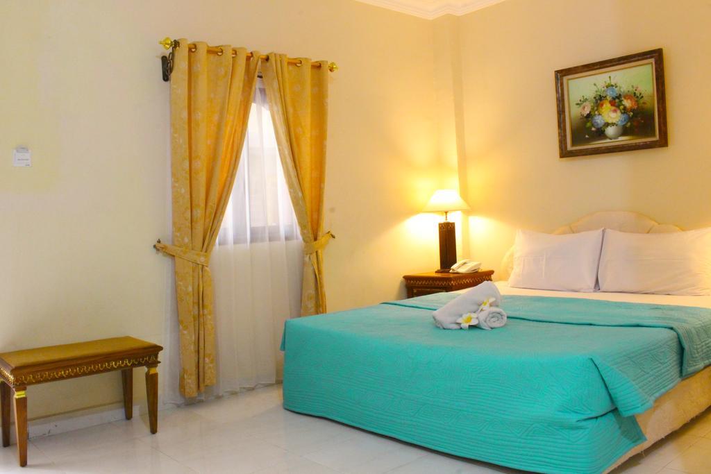Hotel At The