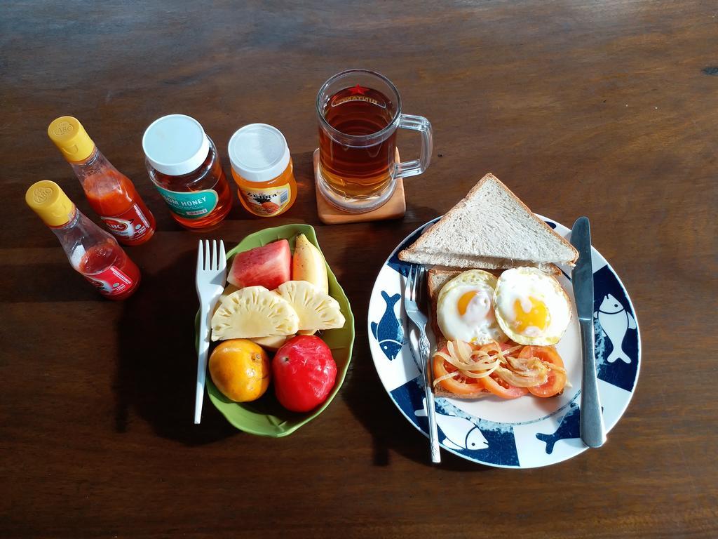 Guest house Kembar Padangbai 2*