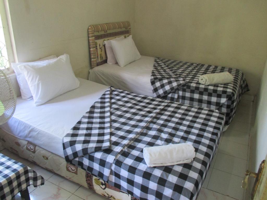 Esa Di Kubu Homestay *