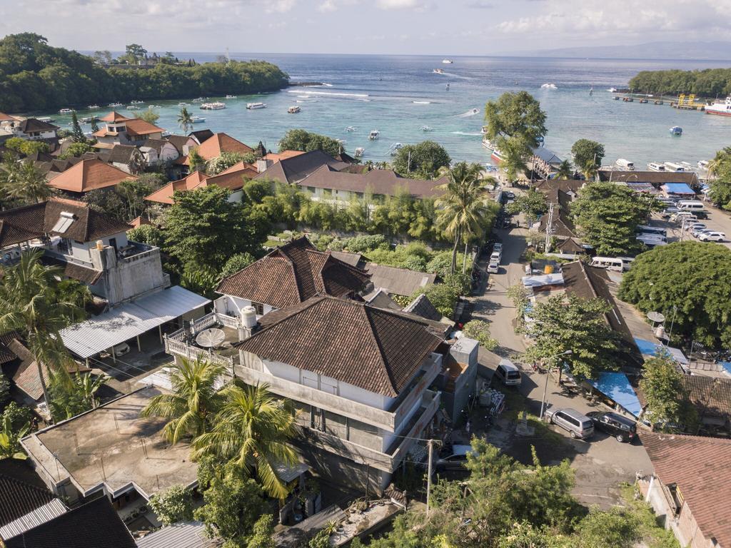 Serangan Ii Padangbai (Bali)