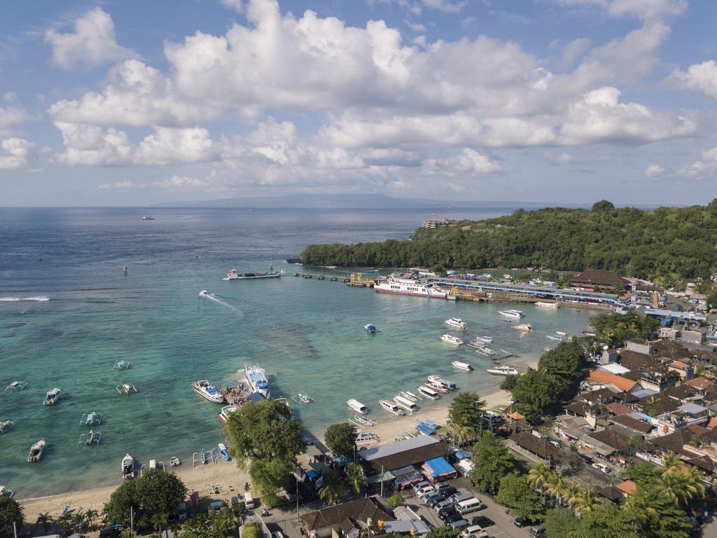 Serangan Ii Padangbai (Bali)
