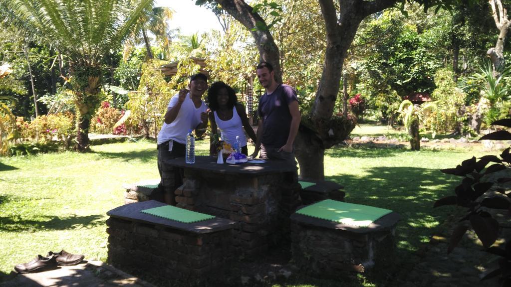 Homestay Esa Di Kubu Singaraja (Bali)