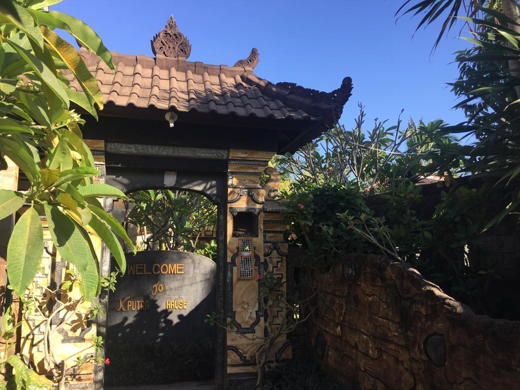 Kputra Homestay *