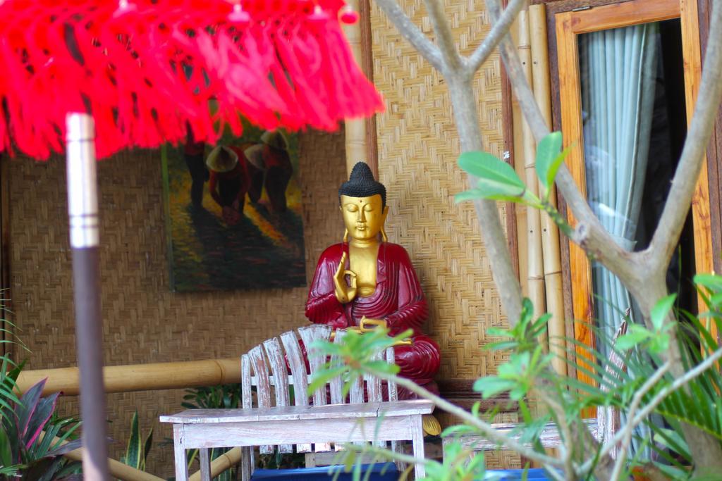 Beachouse Homestay *