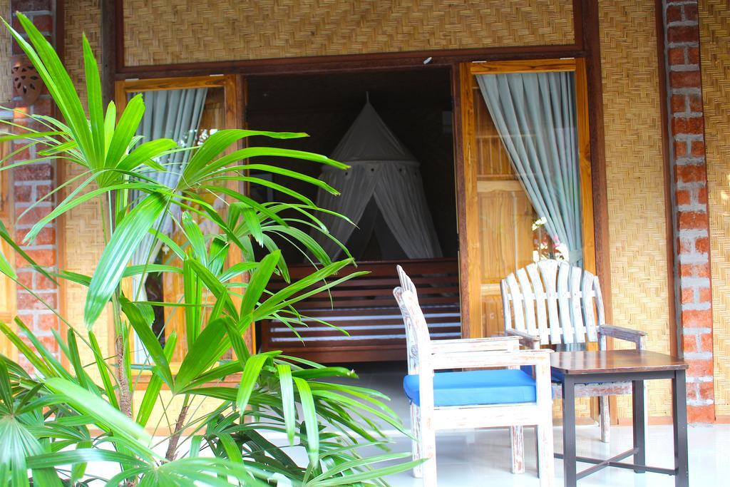 Beachouse * Lovina (Bali)