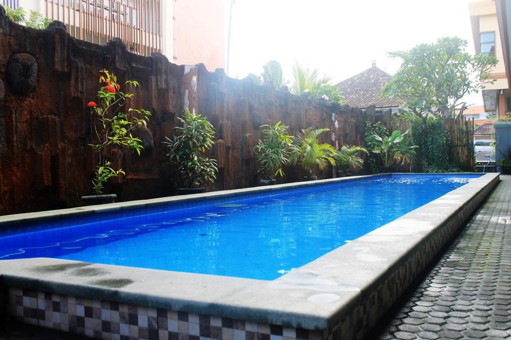 Taxa Hotel Kuta (Bali)