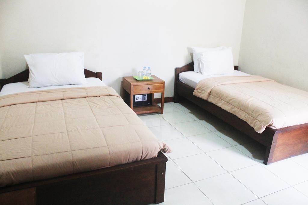Taxa 2* Kuta (Bali)