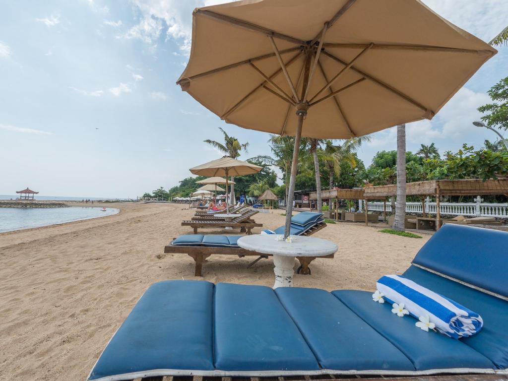 La Taverna Resort