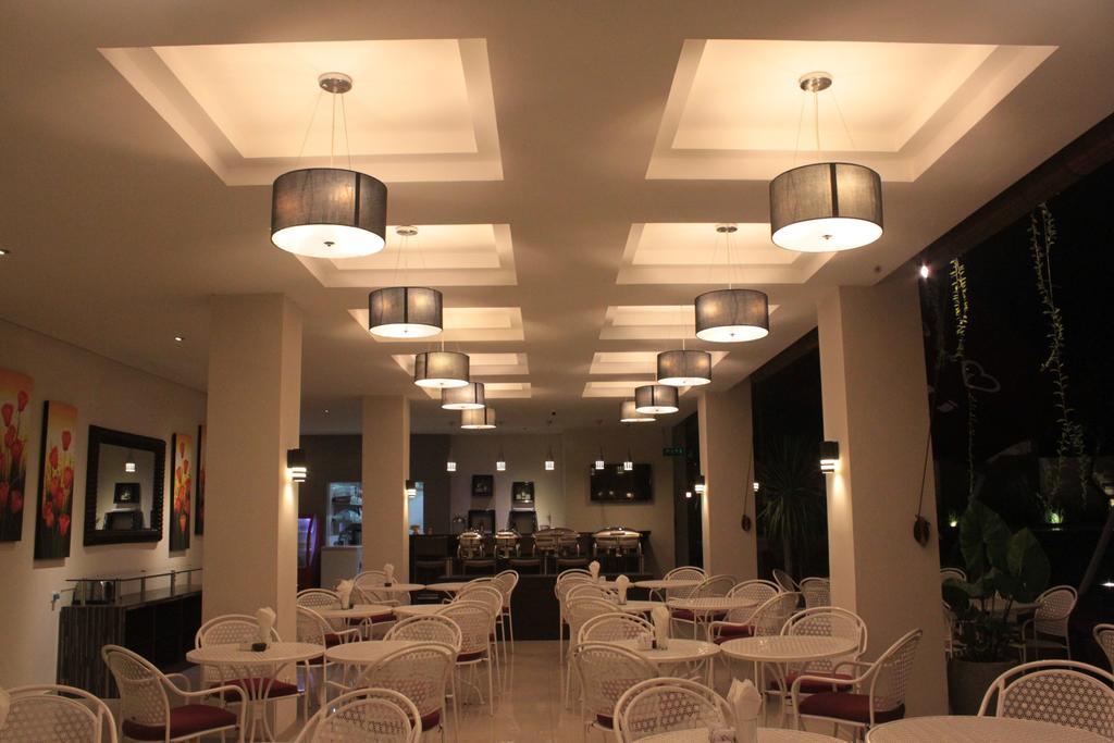 Losari Sunset Hotel 3*