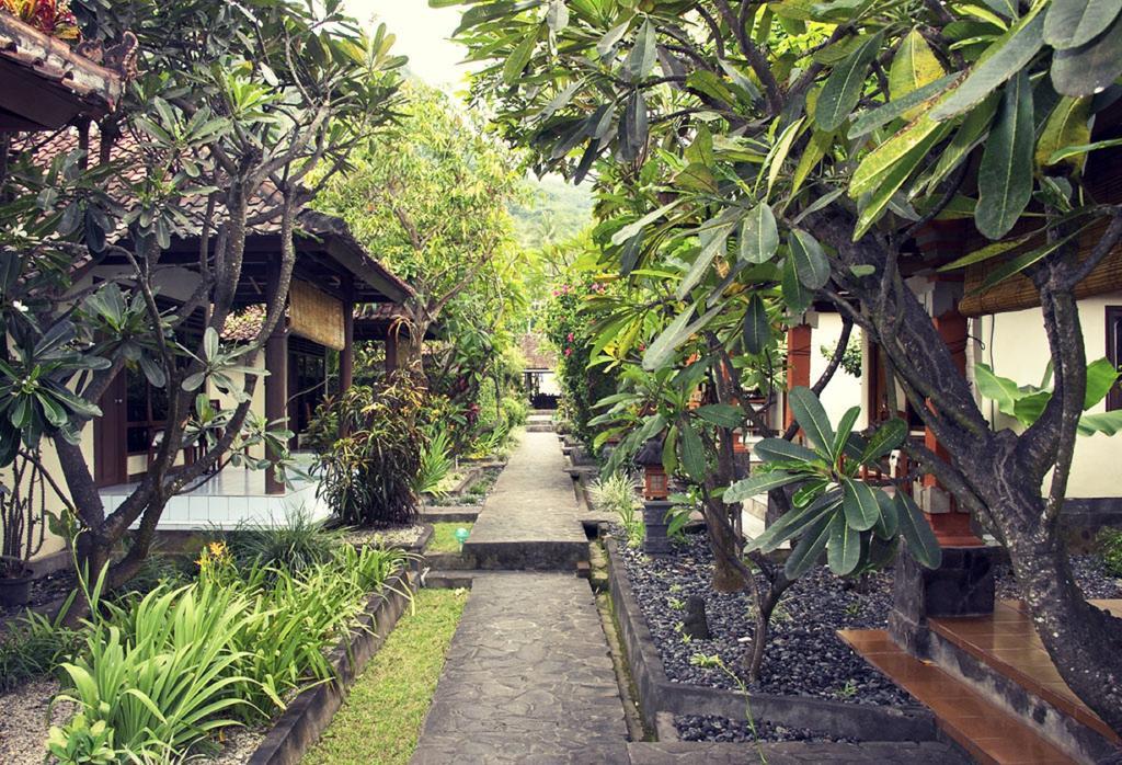 Hotel Temple Cafe & 2*