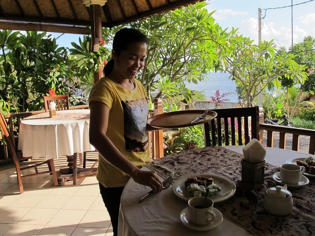Barong Cafe And Restaurant