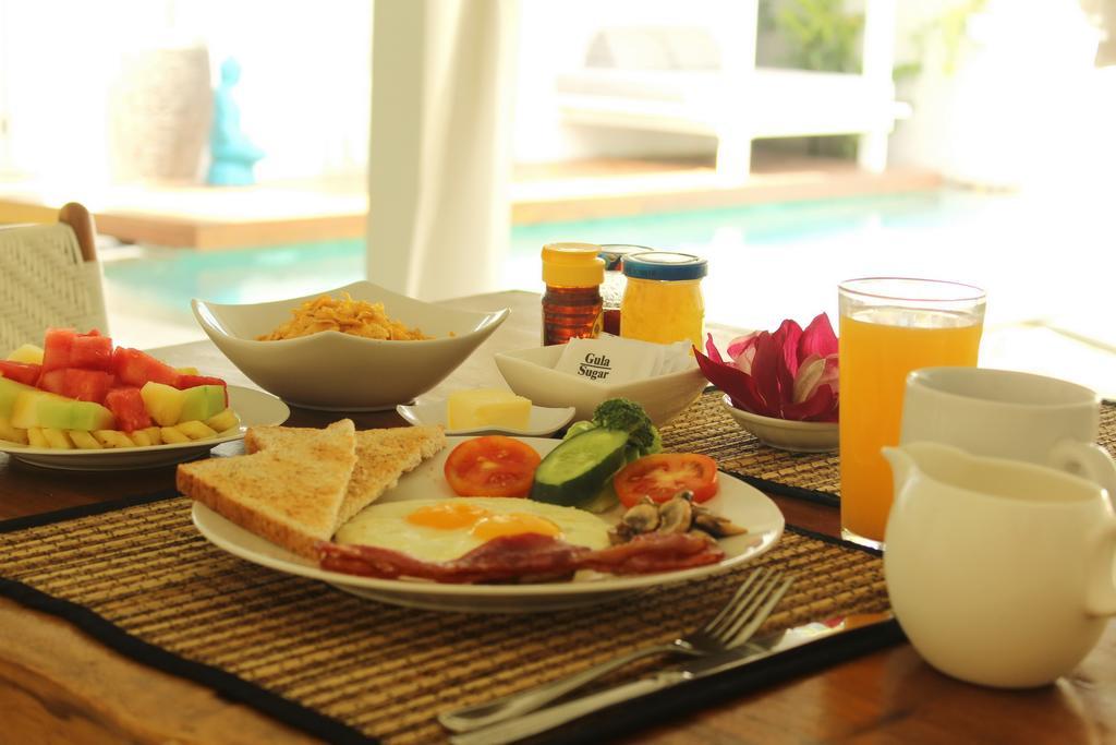 Kobe Beachside Berawa Location Villa *