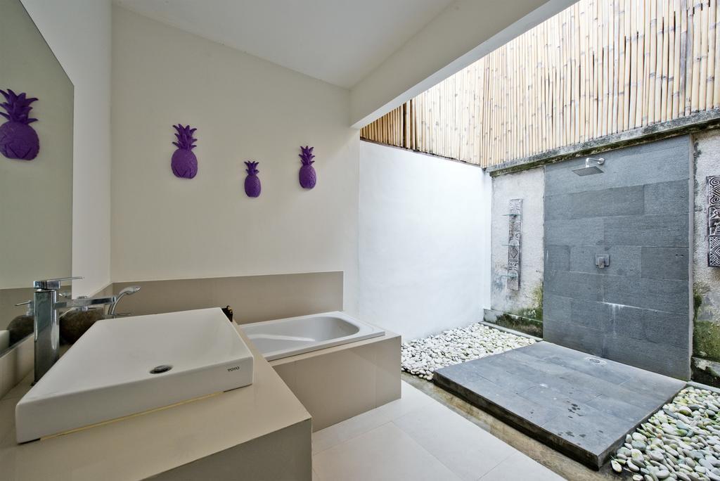 Villa Del Mar Beach Villas *