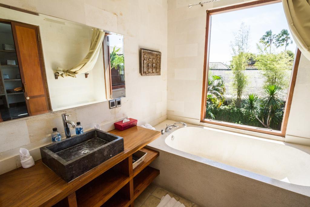 Villa Martine - Fantastic 5br - Perfect Location In