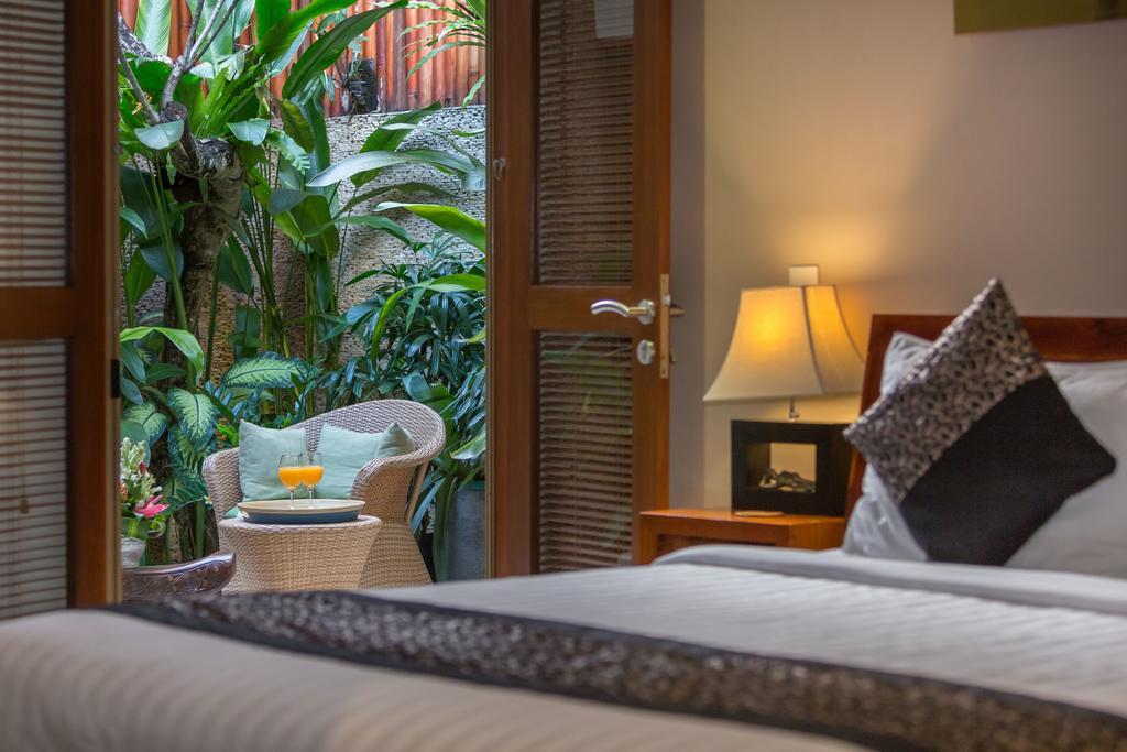 Villa Green Mango