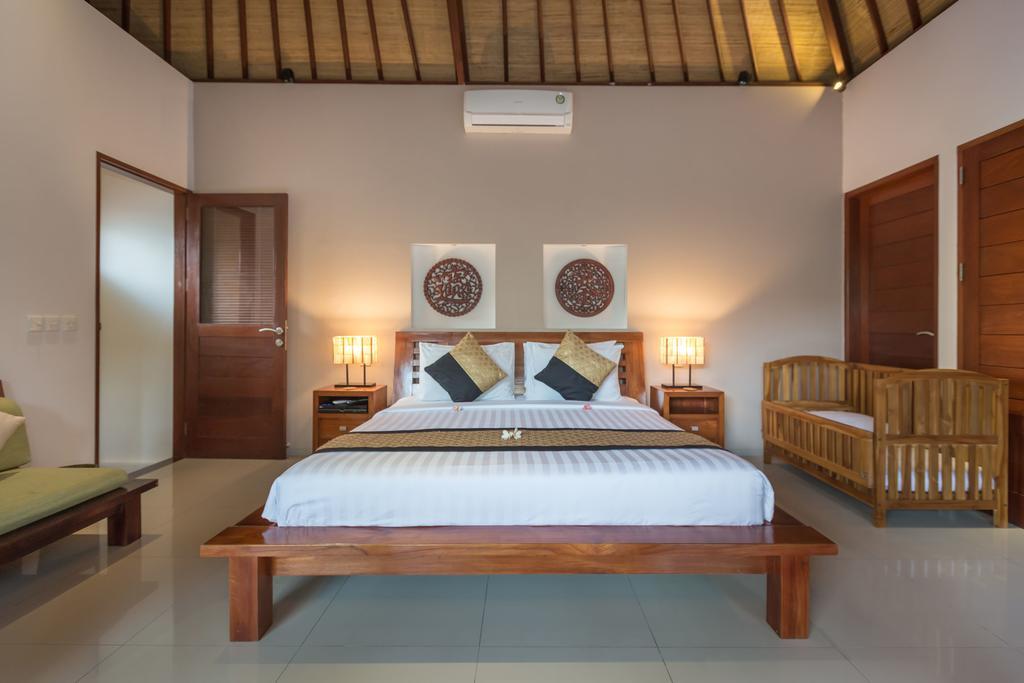 Green Mango Villa *