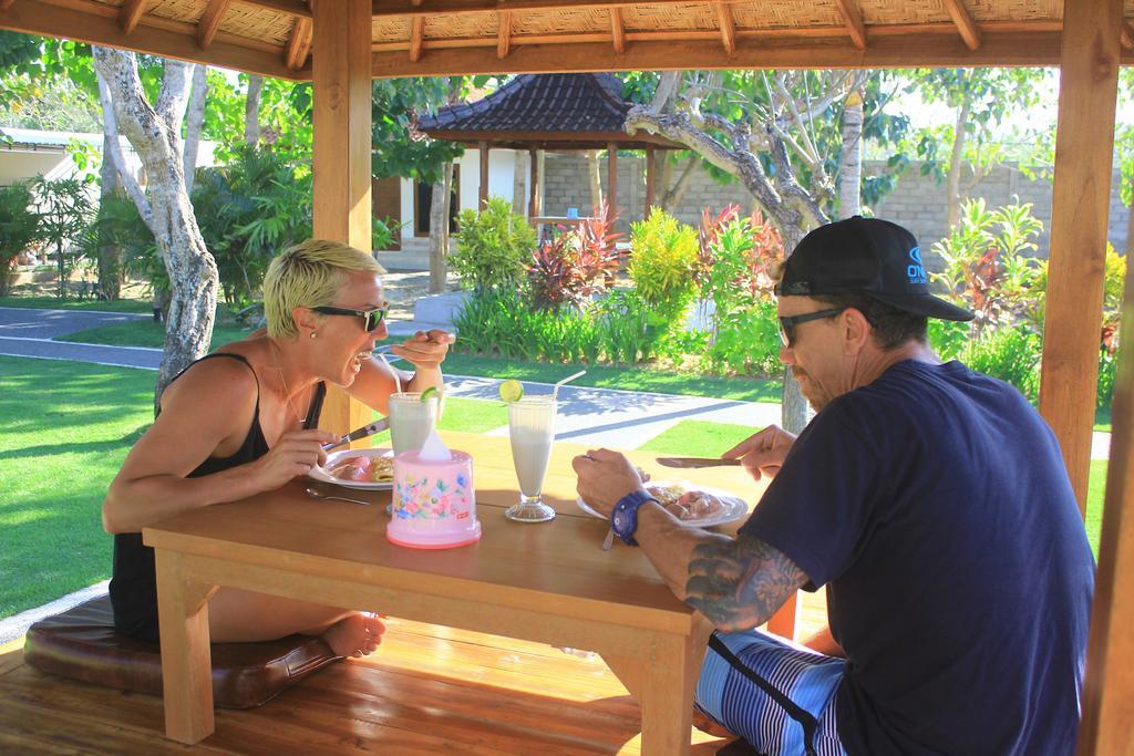 Wira & Homestay