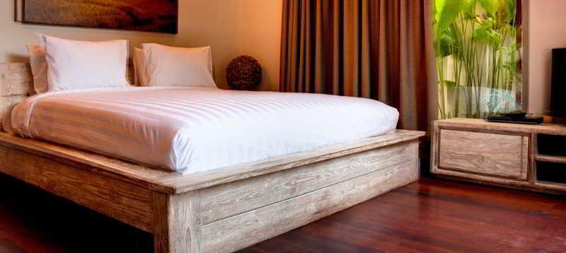 The Dipan Resort, And 4* Seminyak (Bali)