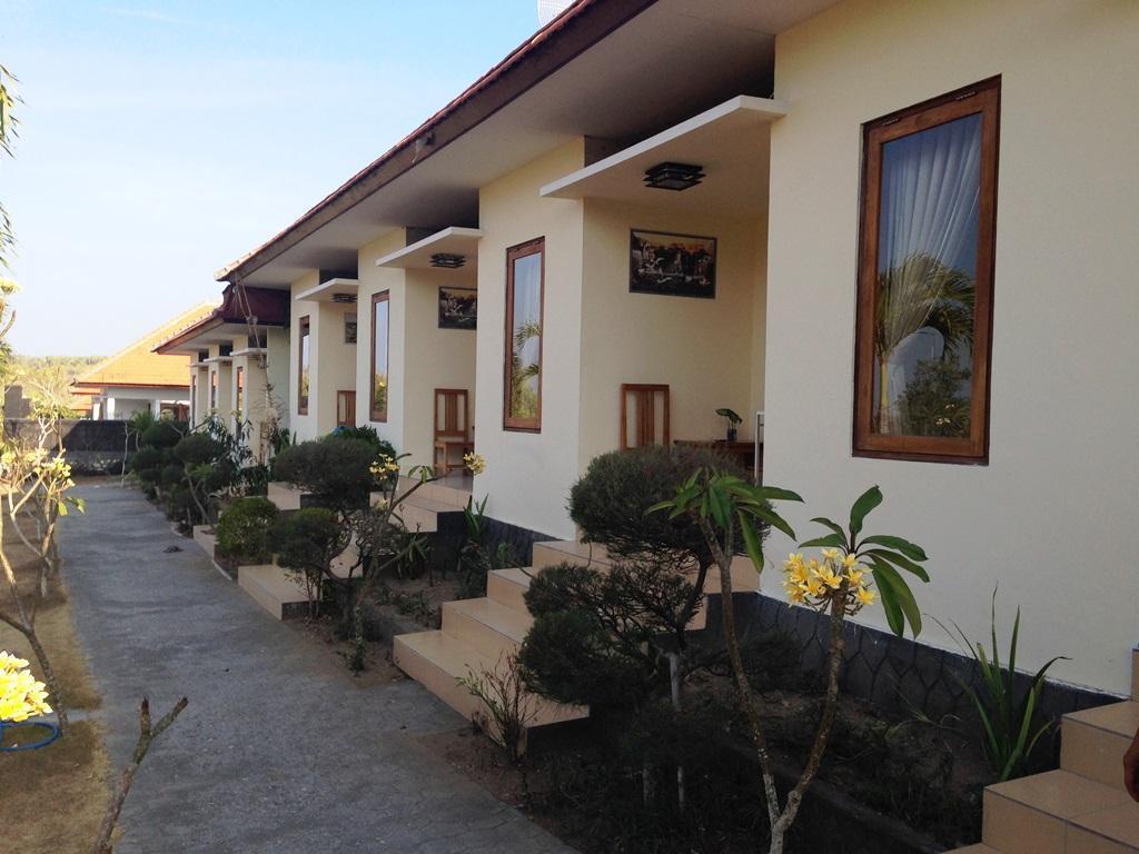 Guest house Bhujangga's Village Near Pantai Redpartner