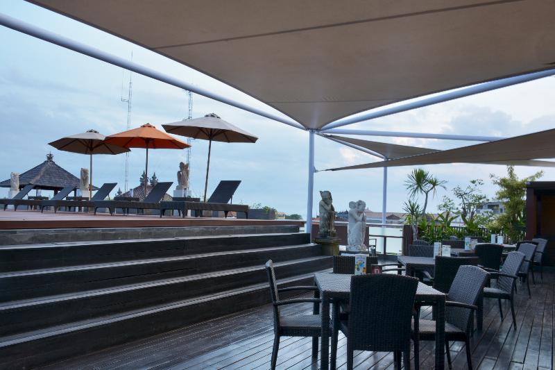 Royal Regantris Kuta 4*