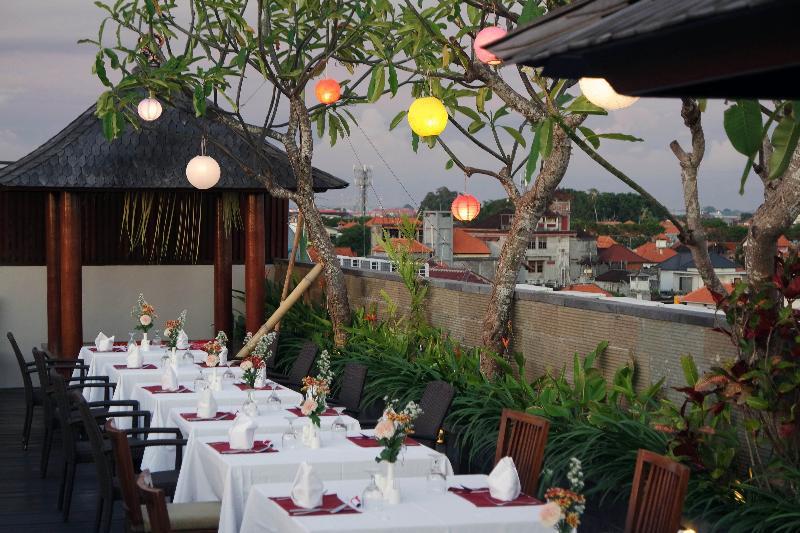 Royal Regantris Kuta Resort 4*