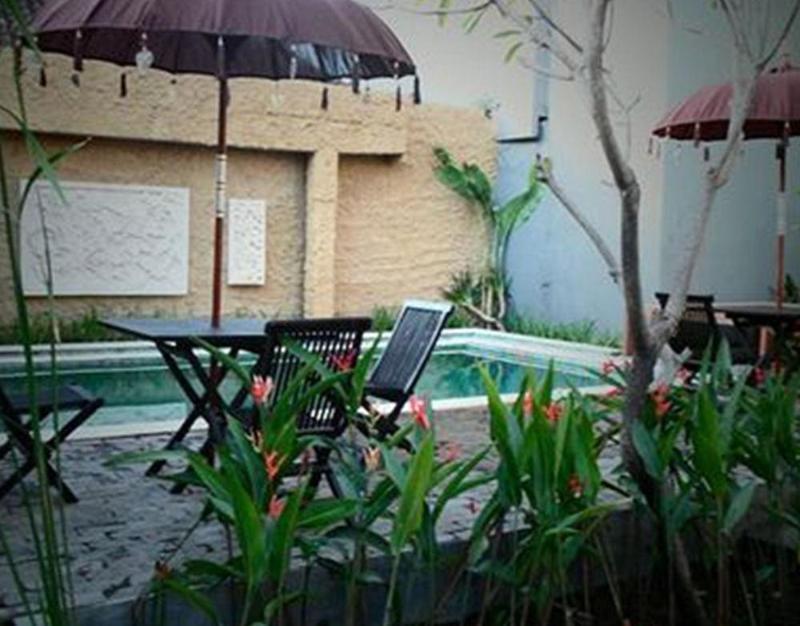 Bagus Hayden 2* Kuta (Bali)