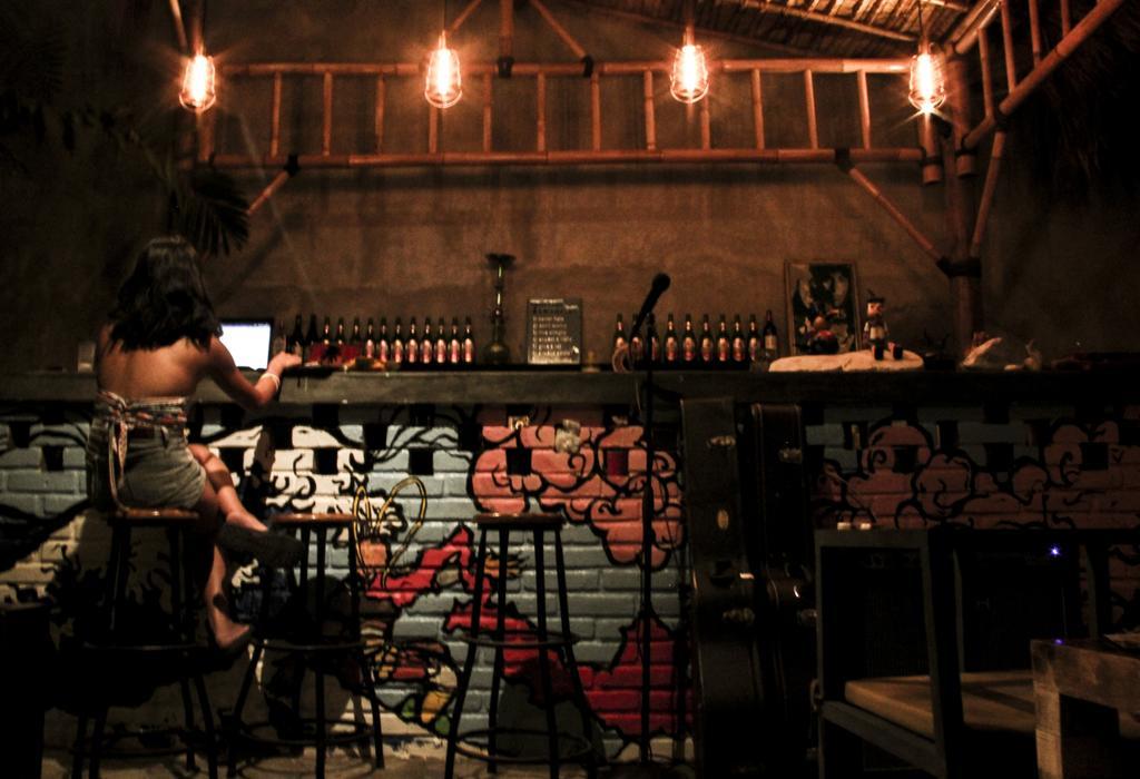 Nuka Beach Hostel