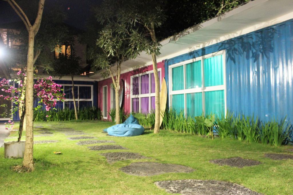 Taman liburan Kubu Container 2*