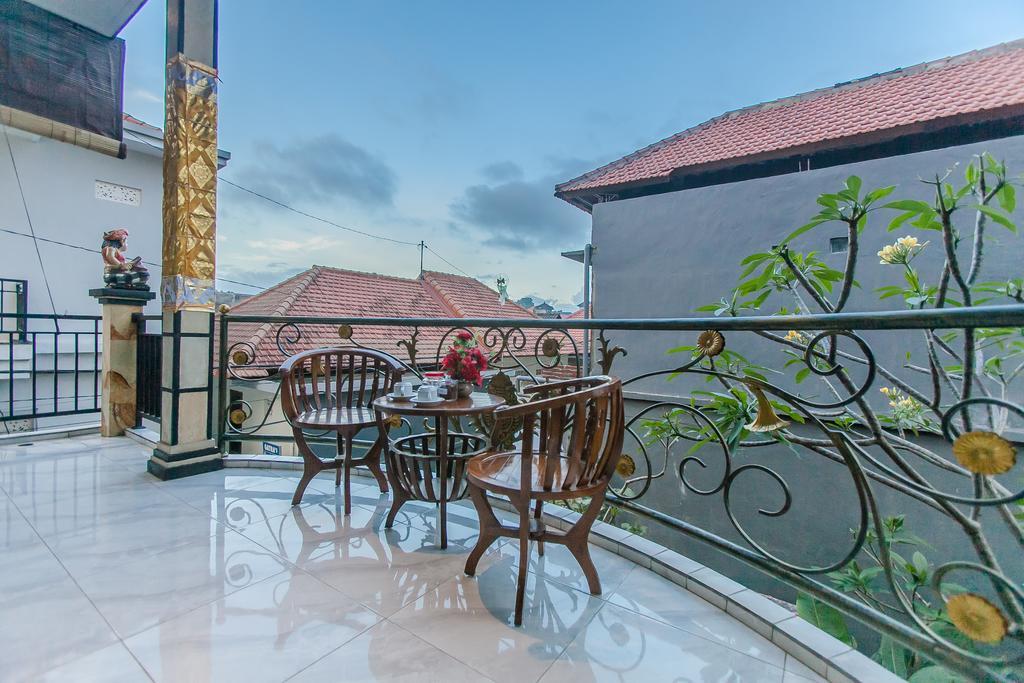 Homestay Yoga's House *