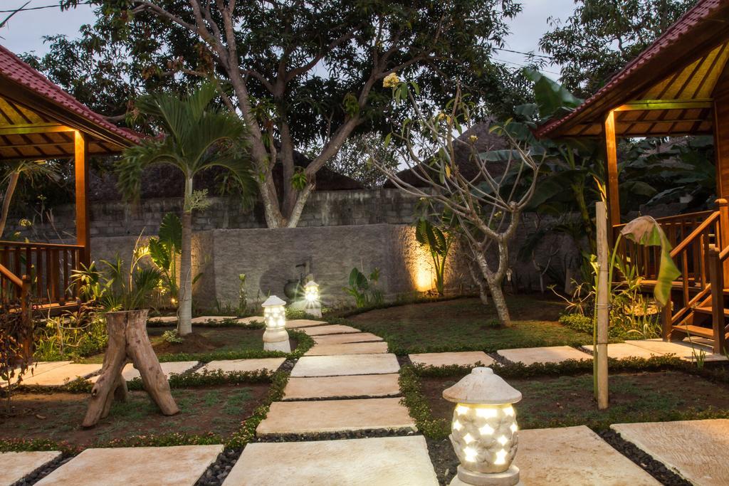 Seaside Huts 3* Nusa Lembongan (Bali)