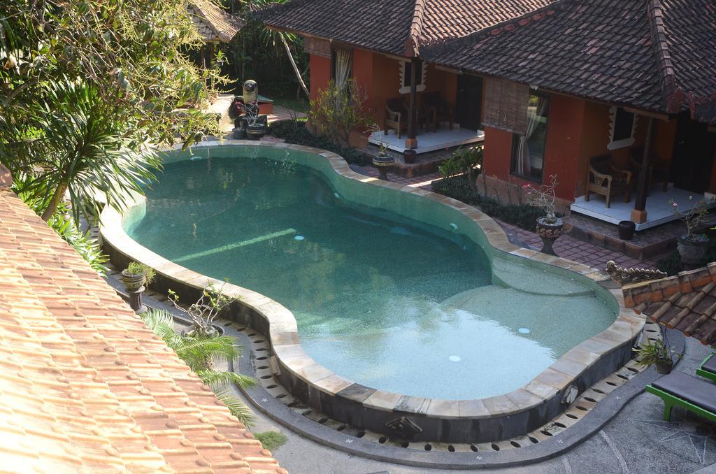 Padangbai *