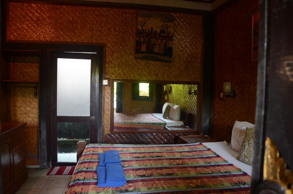 Padangbai * Padangbai (Bali)